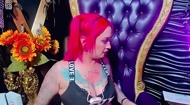 SASHA DERECK online show from March 17, 5:05 pm