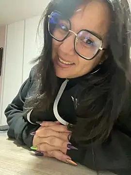 SWEETLILY18 online show from January 27, 11:22 am