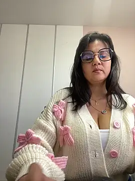 SWEETLILY18 online show from February 6, 2:37 pm