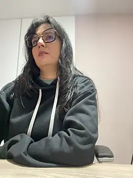 SWEETLILY18 online show from February 12, 11:07 am