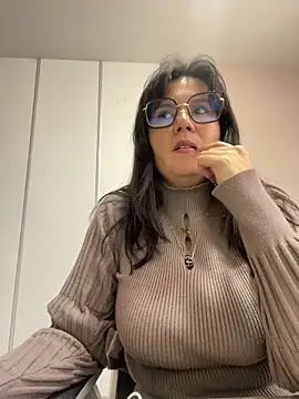 SWEETLILY18 online show from February 21, 2:16 pm