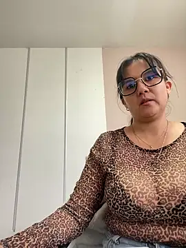 SWEETLILY18 online show from March 5, 2:45 pm