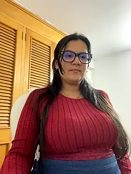 SWEETLILY18 online show from November 27, 9:39 pm