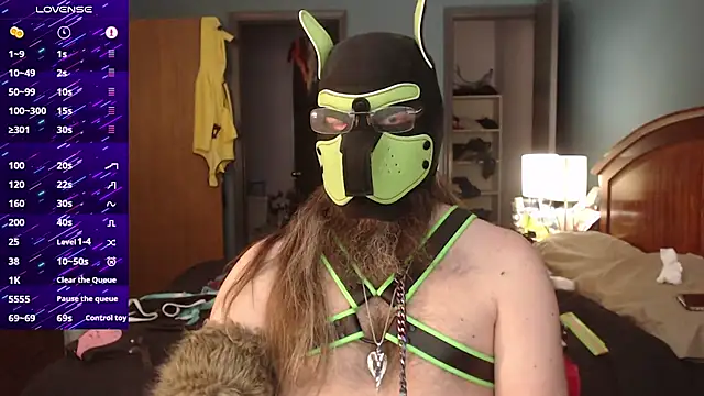 kinkywolf429 online show from December 17, 8:37 pm