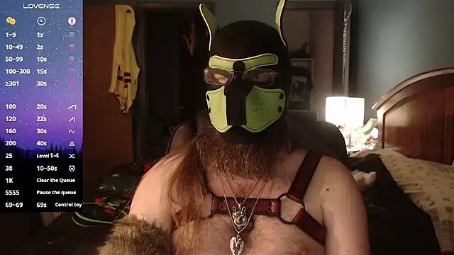 kinkywolf429 online show from April 3, 4:21 am