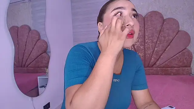 Snapshot of leon_gaby chatting on June 22, 7:22 pm leon gaby online show from June 22, 7:22 pm