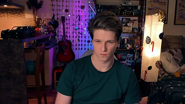 Breston Sweet online show from December 16, 4:27 pm