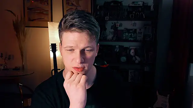 Breston Sweet online show from February 12, 7:45 pm