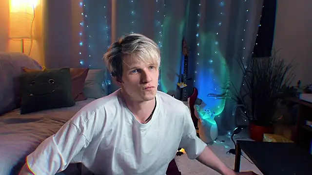 Breston Sweet online show from April 10, 7:29 pm