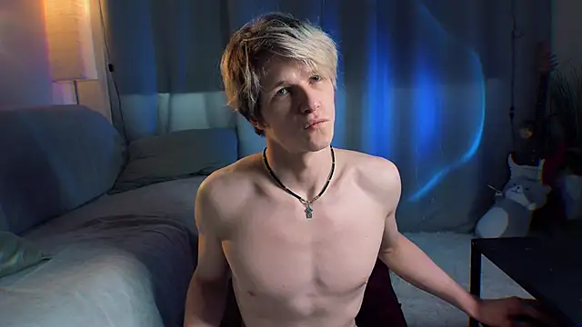 Breston Sweet online show from May 20, 4:46 pm