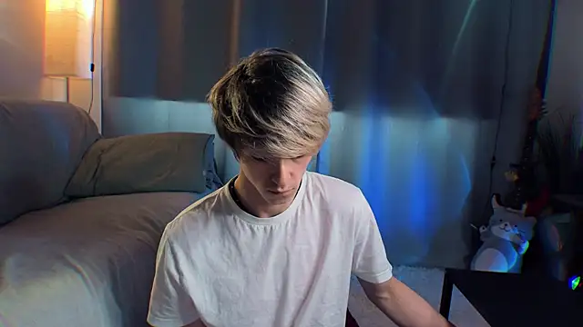 Breston Sweet online show from May 31, 3:26 am