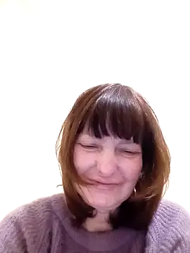 Snapshot of TiAmorre chatting on February 2, 9:02 pm TiAmorre online show from February 2, 9:02 pm