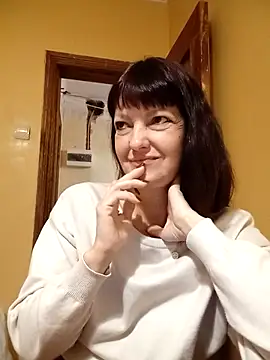 Snapshot of TiAmorre chatting on October 4, 2:20 am TiAmorre online show from October 4, 2:20 am