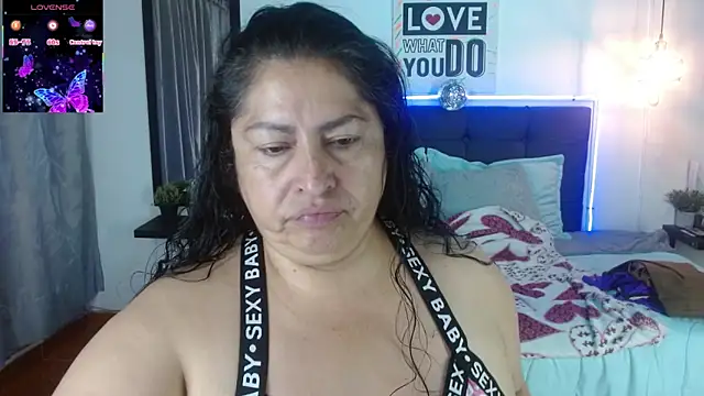Snapshot of Keyla01_ chatting on March 19, 12:20 pm Keyla01 online show from March 19, 12:20 pm