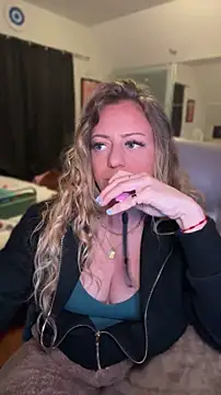 sage love online show from April 28, 1:37 am