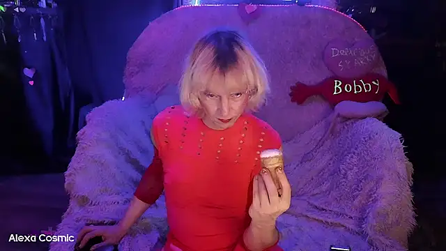 Snapshot of Alexa_Cosmic chatting on May 1, 1:10 am Alexa Cosmic online show from May 1, 1:10 am
