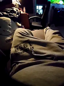 Snapshot of anonymus9006 chatting on March 11, 4:40 pm anonymus9006 online show from March 11, 4:40 pm