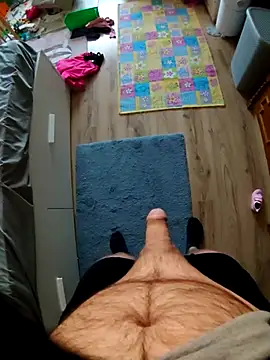 Snapshot of anonymus9006 chatting on November 7, 9:09 am anonymus9006 online show from November 7, 9:09 am