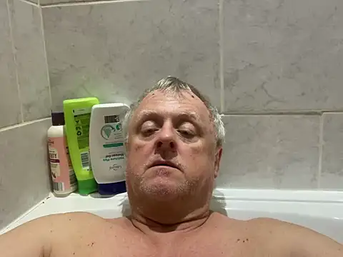 bigbadjon69 online show from December 25, 3:49 pm