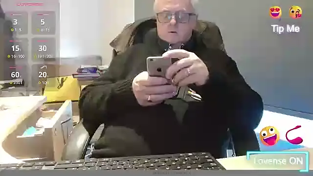 bigbadjon69 online show from November 19, 1:55 pm