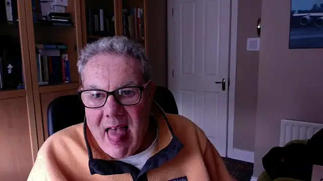 Snapshot of Oldpistolpete chatting on January 16, 3:02 pm Oldpistolpete online show from January 16, 3:02 pm