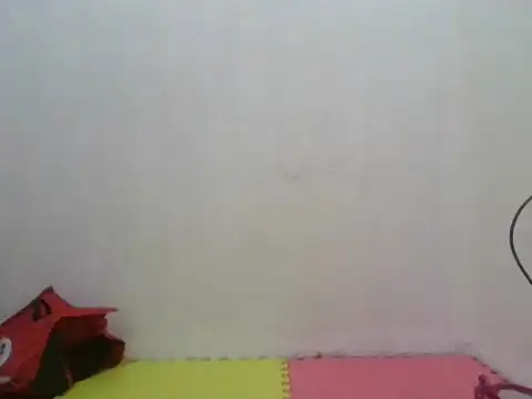 Snapshot of simplewild_mom chatting on October 28, 10:01 pm simplewild mom online show from October 28, 10:01 pm