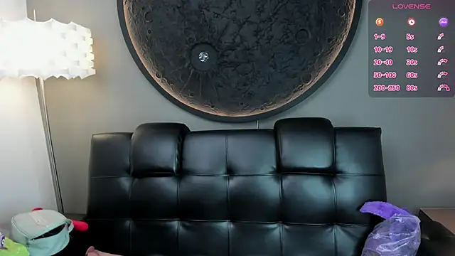 miss sharlotte18 online show from February 10, 6:13 pm