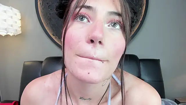 miss sharlotte18 online show from March 11, 6:08 pm