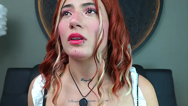 miss sharlotte18 online show from October 6, 6:05 pm