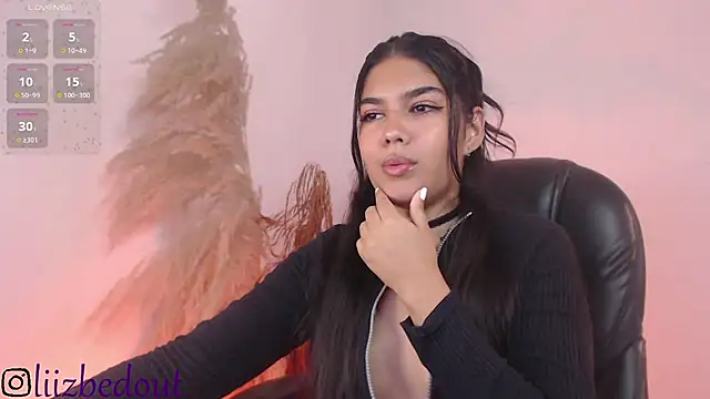 liz bedoutxx online show from October 19, 4:07 pm