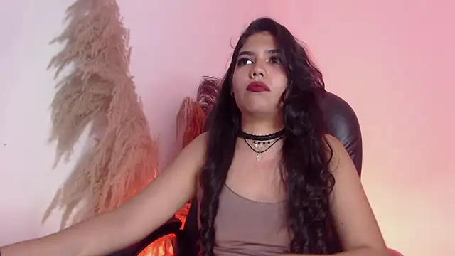 liz bedoutxx online show from December 3, 1:57 am