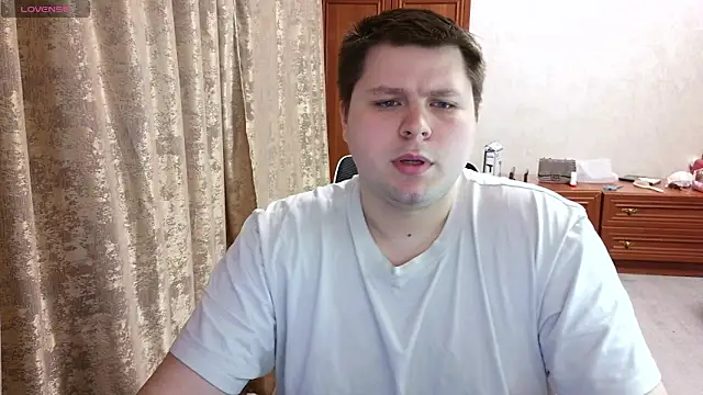 Snapshot of Volshebnik130_ chatting on March 21, 10:02 pm Volshebnik130 online show from March 21, 10:02 pm