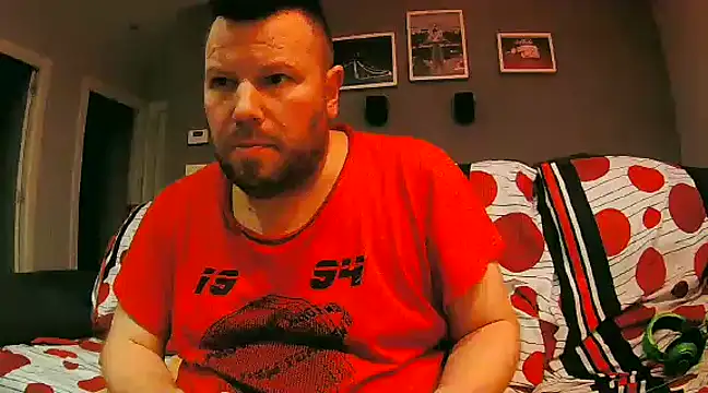 Snapshot of txan9876 chatting on January 23, 2:02 am txan9876 online show from January 23, 2:02 am