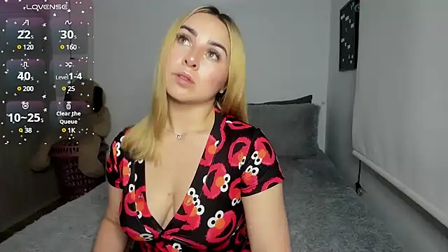 sophi mooreno online show from February 25, 4:03 am