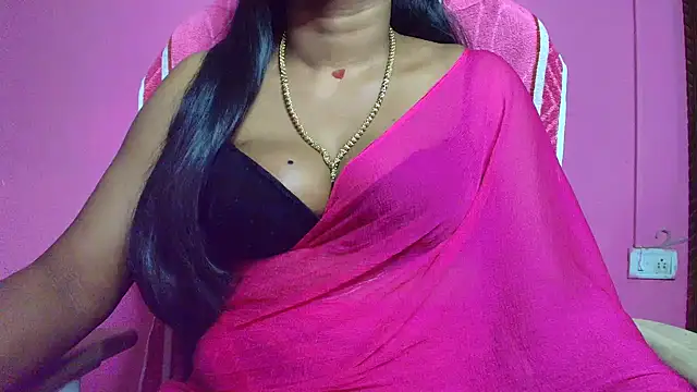 Snapshot of tamilswetha_telugu chatting on February 27, 10:20 pm tamilswetha telugu online show from February 27, 10:20 pm