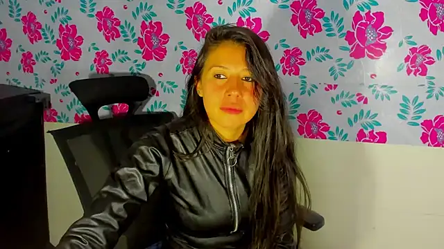 sandyquinnxx online show from March 13, 12:46 pm