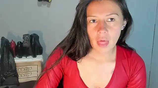 Snapshot of sandyquinnxx chatting on February 10, 4:22 pm sandyquinnxx online show from February 10, 4:22 pm