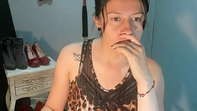 Snapshot of sandyquinnxx chatting on February 24, 8:40 pm sandyquinnxx online show from February 24, 8:40 pm