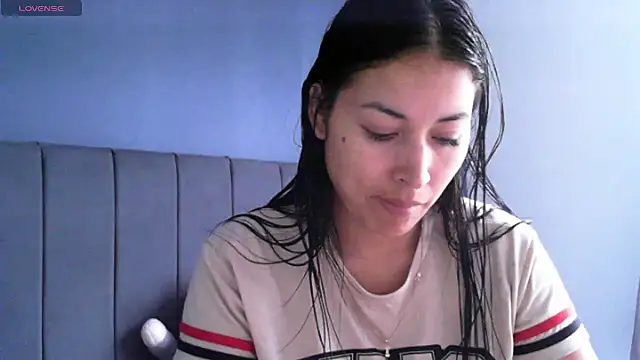 Sweet-Angie online show from May 11, 4:04 pm