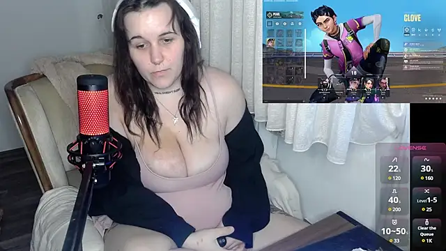 Snapshot of Lia-Bloom chatting on December 27, 2:58 am Lia-Bloom online show from December 27, 2:58 am