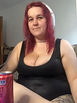 Snapshot of Lia-Bloom chatting on February 5, 2:48 pm Lia-Bloom online show from February 5, 2:48 pm