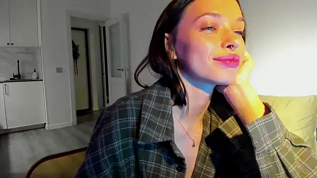 Kossie  online show from December 13, 7:53 pm