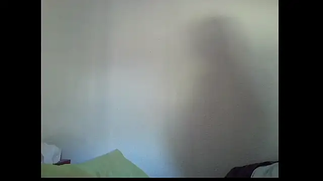 Snapshot of SavannaGirly chatting on January 4, 1:53 pm SavannaGirly online show from January 4, 1:53 pm