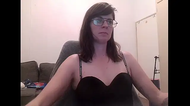 SavannaGirly online show from January 13, 5:40 pm