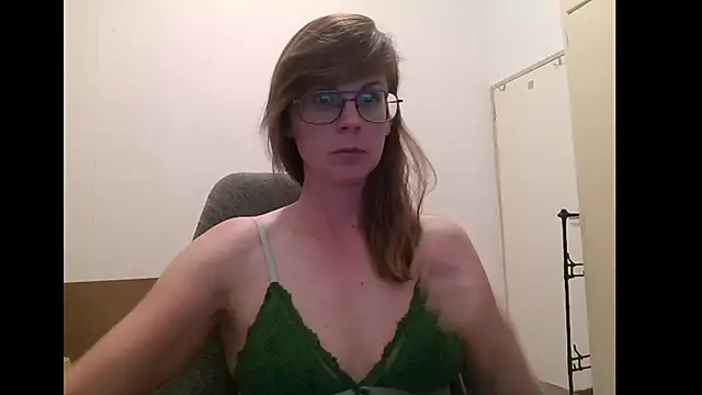 SavannaGirly online show from April 22, 6:53 pm