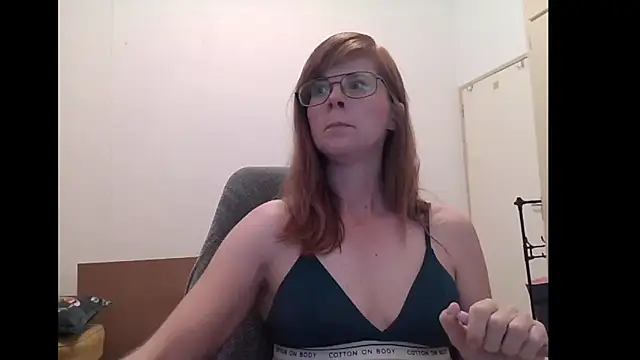 SavannaGirly online show from May 21, 8:32 am