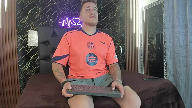 keane lee online show from October 31, 1:01 pm