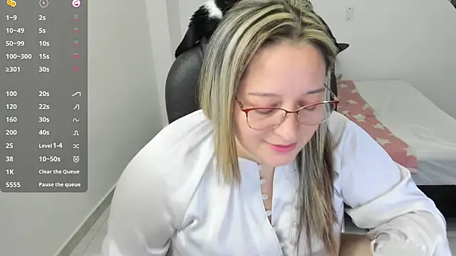 alejandra milf  online show from November 21, 1:32 pm