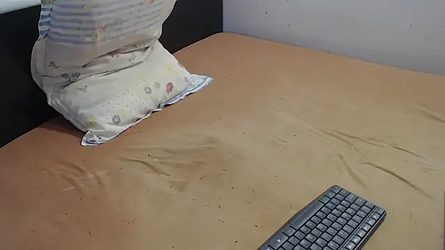 PreciousJohn87 online show from November 26, 4:02 am