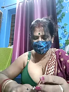 Snapshot of parioo7 chatting on December 4, 5:00 pm parioo7 online show from December 4, 5:00 pm